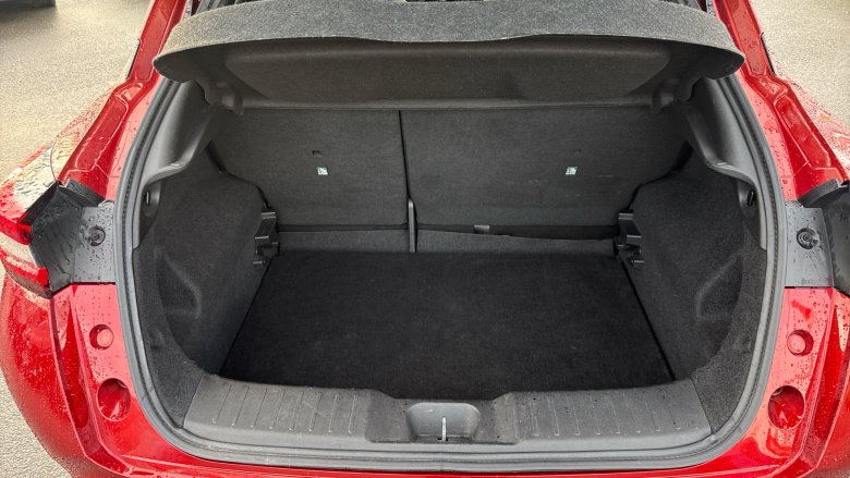 Nissan Juke 1.0 DiG-T 114 Tekna 5dr DCT Petrol Hatchback